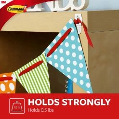 Command™ Adhesive Hooks Command™ Mini Hooks, White, 6 Hooks (17006ES) -Bankers Box shop 8272748E 111C 4F02 81A3DB6927602813 s7