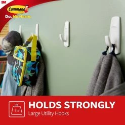 Command™ Adhesive Hooks Command™ Large Utility Hooks Mega Pack, Large, 14 Hooks (17003-MPES) -Bankers Box shop ADDA9EC9 7EF7 4DF2 8CCEA2FF0354F946 s7