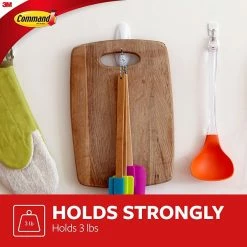 Command™ Adhesive Hooks Command™ Medium Wire Hooks, White, 2/Pack (17068) 12 Command™ Adhesive Hooks Command™ Medium Wire Hooks, White, 2/Pack (17068) -Bankers Box shop E1F3A807 E154 4675 B0D4184B75DB259D s7