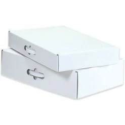 Quill Brand White Mailers Corrugated Carrying Cases, 12 1/8" X 9 1/4" X 3", White, 10/Bundle (MCC1)