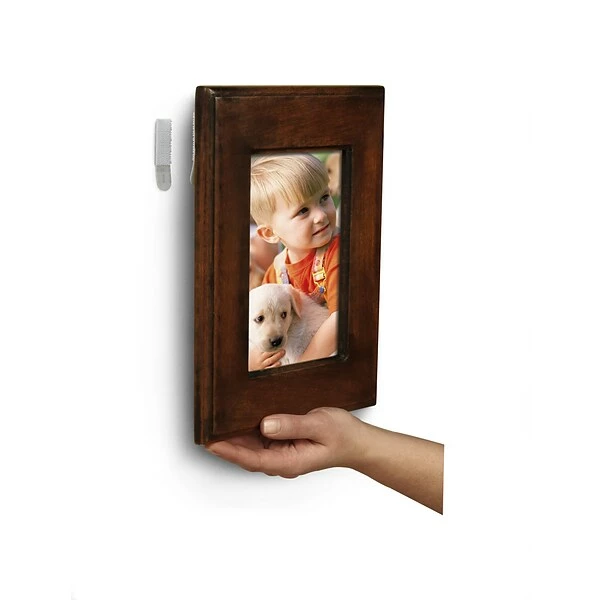 Hooks & Hanging Strips Command™ Picture Hanging Kit, 24 Pieces/Pack (17221-ES) 5 Hooks & Hanging Strips Command™ Picture Hanging Kit, 24 Pieces/Pack (17221-ES) - Image 3